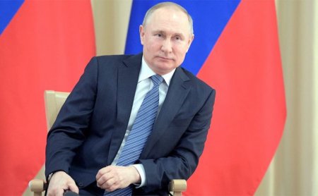 Путин предложил Казахстану помощь