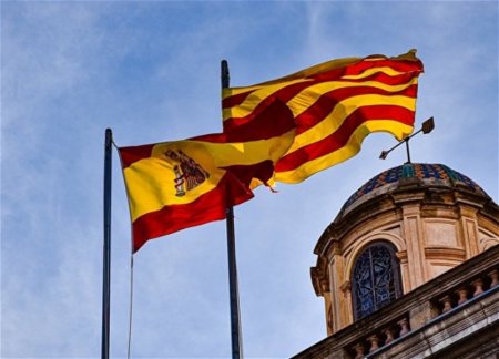 В Испании ликвидировали банду, обвиняемую в мошенничестве на 25 млн евро