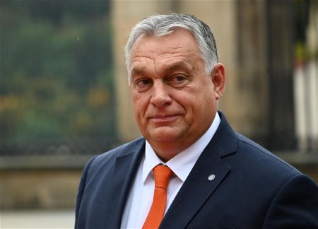 СМИ: Орбан покинул зал заседания саммита ЕС во время голосования по Украине