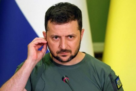 Зеленский потребовал переводчика с русского языка 