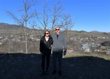 Президент Ильхам Алиев и первая леди Мехрибан Алиева побывали в поселке Гырмызы Базар Ходжавендского района 