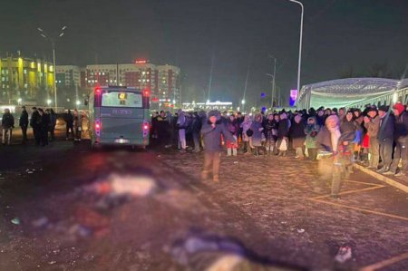 В Казахстане автобус сбил группу пешеходов: есть погибшие и раненые