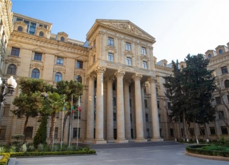 МИД Азербайджана выразил соболезнования Ирану