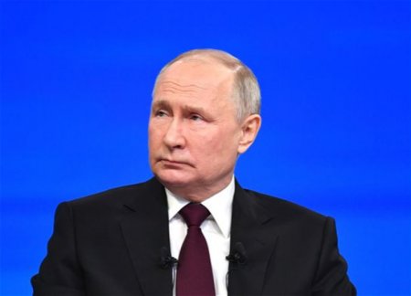Путин подписал указ о принятии в гражданство иностранцев, заключивших контракт с ВС России