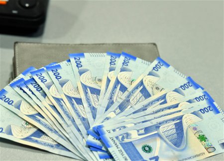 В Баку из платежного терминала украли 6999 манатов