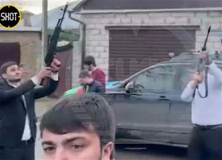 В России сын председателя азербайджанской диаспоры и его друзья открыли стрельбу на улице 