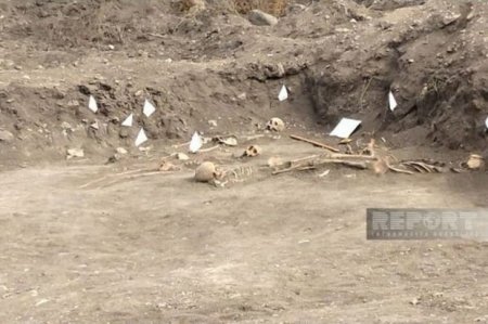 Предполагается, что в братской могиле в Аскеране захоронены жители Ходжалы
