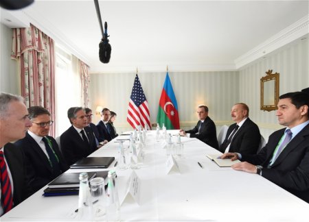 Президент Ильхам Алиев встретился в Мюнхене с Энтони Блинкеном