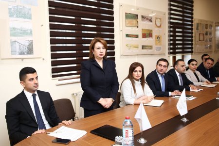 Нармина Гусейнова представлена коллективу Управления образования города Баку