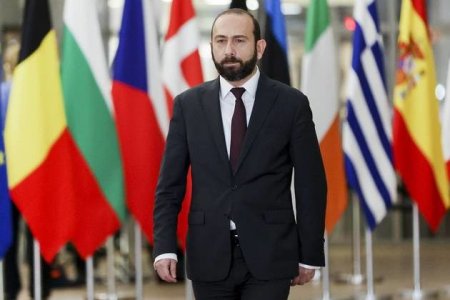 Глава МИД Армении приедет в Турцию в первый день весны