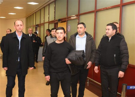 Азербайджанский солдат, оказавшийся на территории Армении, возвращен на Родину