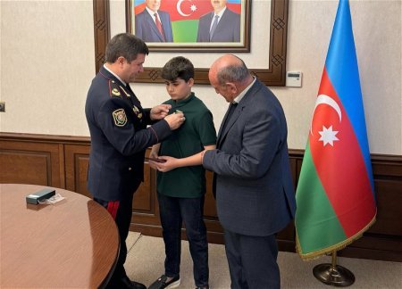 Семье полицейского, погибшего при спасении утопавших, вручена медаль