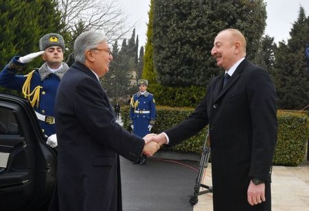 Президенты Азербайджана и Казахстана приняли участие в церемонии открытия Центра детского творчества в Физули