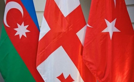В Баку пройдет встреча глав МИД Азербайджана, Турции и Грузии