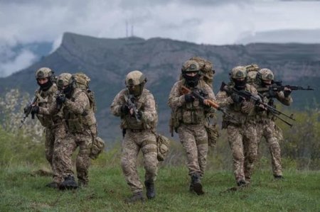  Уничтожены и взяты в качестве трофеев армянское вооружение и бронетехника стоимостью около 1 млрд долларов