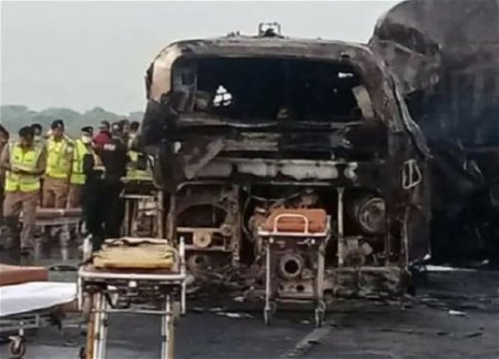 В Афганистане в ДТП с автобусом погибли более 20 человек