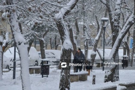 В некоторых районах Азербайджана была гроза, выпал снег