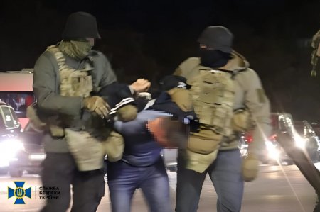 B Украине арестованы два полковника УГО готовивших покушение на Буданова и Зеленского  более подробно на https://vizitnlo.ru/na-ukraine-arestovany-dva-polkovnika-ugo-gotovivshih-pokushenie-na-budanova-i-zelenskogo/