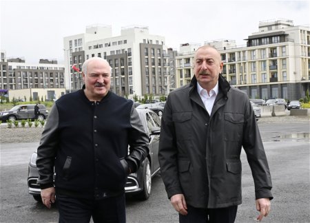 Президенты Азербайджана и Беларуси посмотрели разрушенные места города Физули и ознакомились с Генпланом города