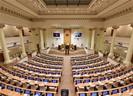 Мэр Тбилиси заявил о планах парламента преодолеть вето на закон об иноагентах
