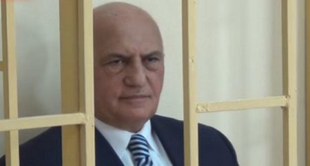 Али Инсанов просит снять с него судимость