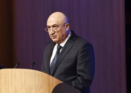 Президент Азербайджана освободил от должности главу ИВ Гусарского района
