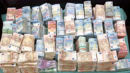 Украина подписала с ЕС соглашение о грантовой помощи на €5,27 млрд
