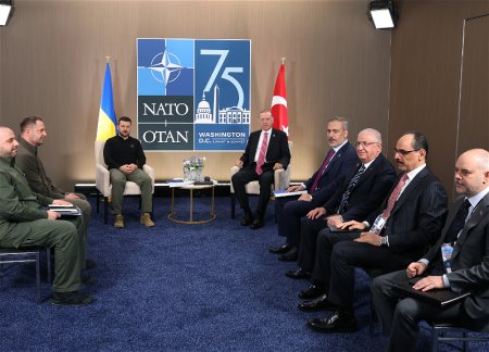 Эрдоган встретился в Владимиром Зеленским