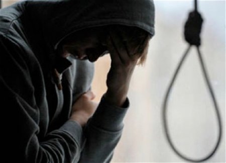 20-летний парень найден повешенным на кладбище в Барде