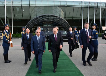 Завершился государственный визит президента России Владимира Путина в Азербайджан