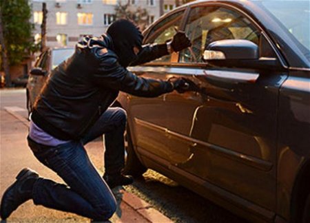 Из зоны отдыха в Новханы угнали «Hyundai»