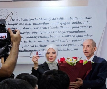 Xuraman Muradova Özbəkistan Yazıçılar Birliyinin fəxri üzvü seçildi 