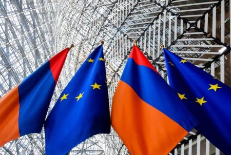 Ереван объявил о начале диалога по либерализации визового режима с ЕС