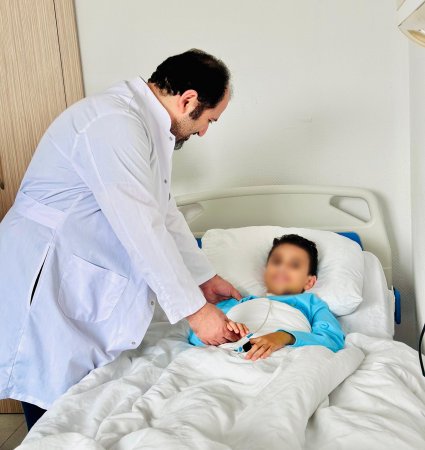 Врачи спасли мальчика, упавшего с 12-го этажа