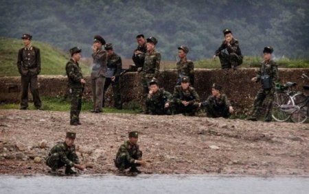 Солдаты КНДР вблизи украинской границы