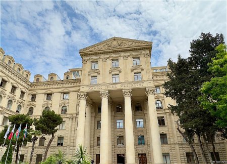 Азербайджан направил Армении очередной пакет предложений по проекту мирного соглашения