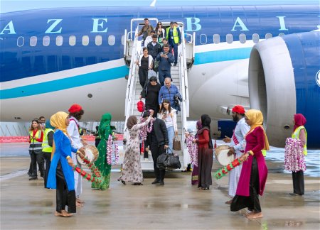 AZAL совершил первый рейс из Баку на Мальдивы