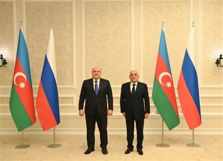 В Баку состоялась встреча премьер-министров Азербайджана и России