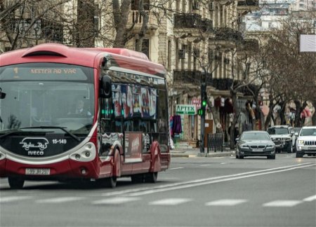 В Баку возобновляется работа еще 46 автобусных маршрутов