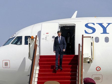 Стало известно, как Россия помогла Асаду бежать из Сирии