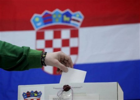 В Хорватии проходят президентские выборы