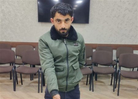 В Баку задержан мужчина, укравший платежный терминал