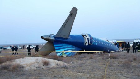 Минтранс Казахстана отказался комментировать версию росСМИ по авиакатастрофе