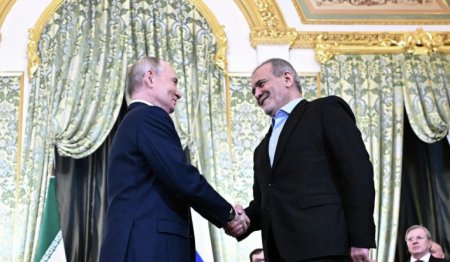 Путин и Пезешкиан подписали Договор о всеобъемлющем стратегическом партнерстве
