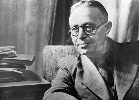 Ильхам Алиев подписал Распоряжение о проведении 140-летнего юбилея Узеира Гаджибейли