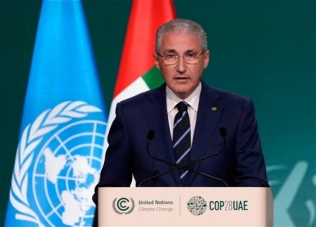 Мухтар Бабаев освобожден от должности министра экологии и природных ресурсов и назначен представителем Президента