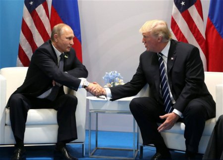Bloomberg: встреча Путина и Трампа может состояться в конце февраля