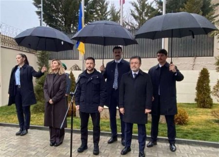 Зеленский в Турции открыл новое посольство Украины