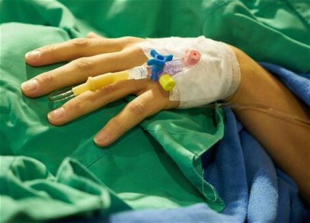 В Гяндже девушка скончалась после введения наркоза