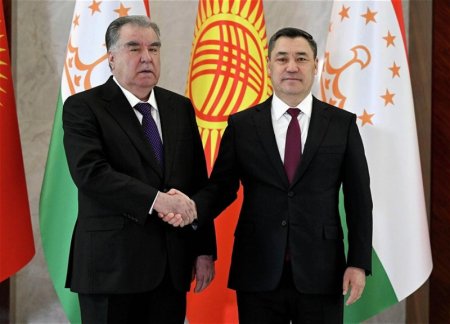 Лидеры Кыргызстана и Таджикистана подписали договор о государственной границе